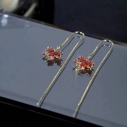 2025 New Design Long Line Red  Color Maple Leaf Tassel Earring for Women