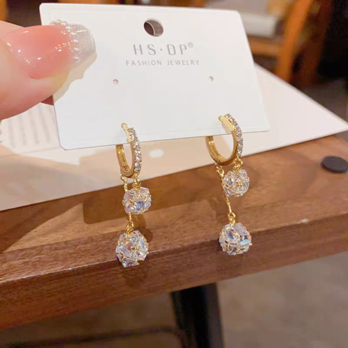 2025 Trendy Light Luxury Zircon Earrings for Women: Elegant, Versatile & Simply Magnificent Ear Cuffs
