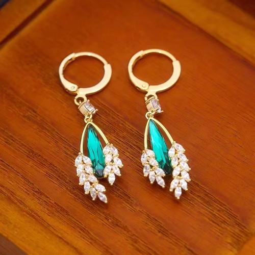 2025 Geometric Ladies Crystal Green Opal Earrings Fashion Hook Design Earring for Women