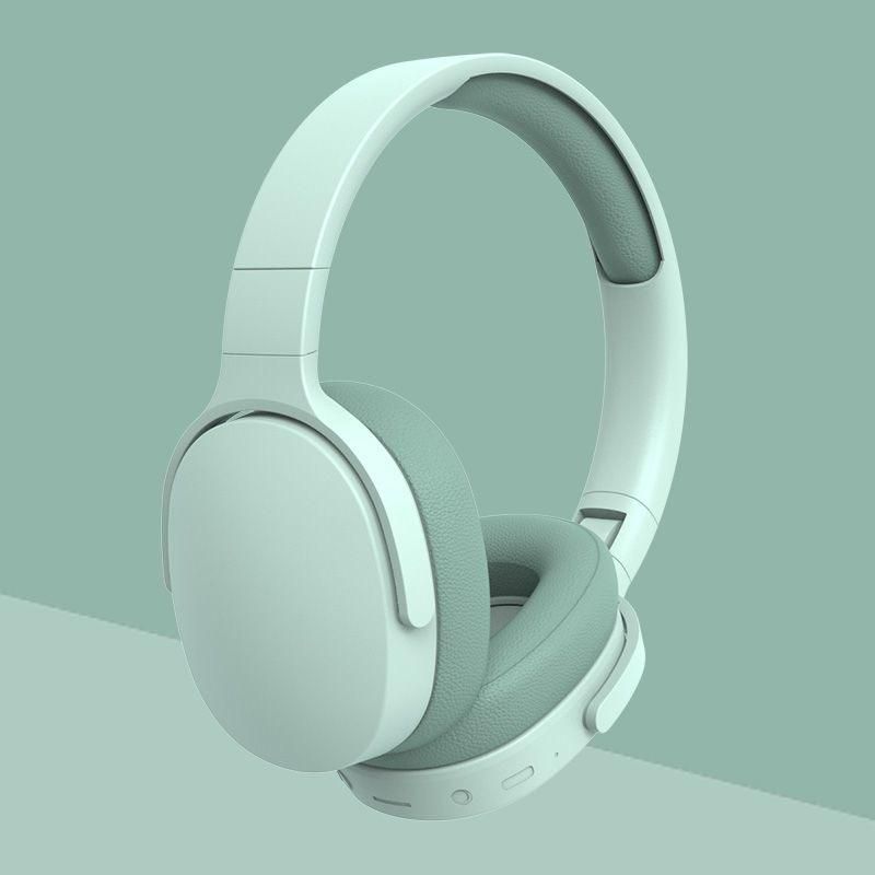 Over-ear Bluetooth headphones with long wireless battery life, compatible with various smartphones