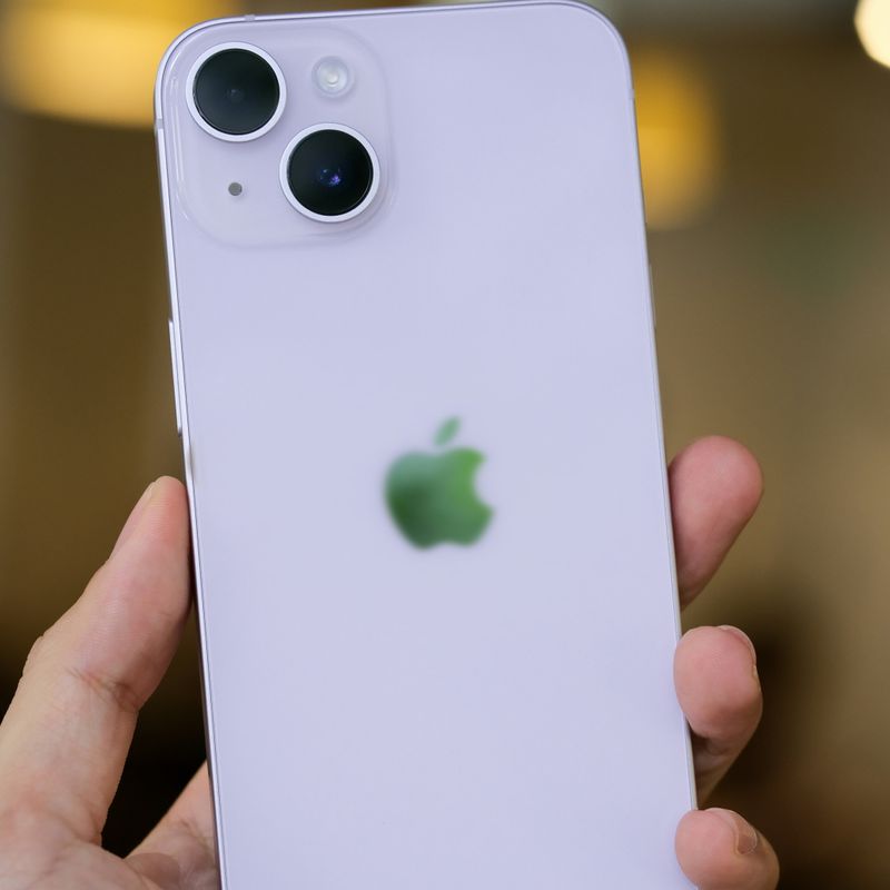 Genuine second-hand original Apple iPhones, including iPhone X, iPhone 11, iPhone 12, iPhone 13 and more. Cash on delivery and device inspection are available. Storage options: 128GB and 256GB.