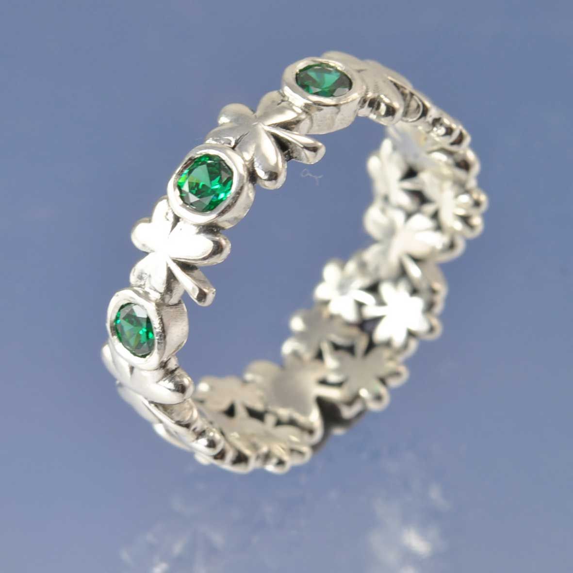 Cremation Ash Shamrock Ring