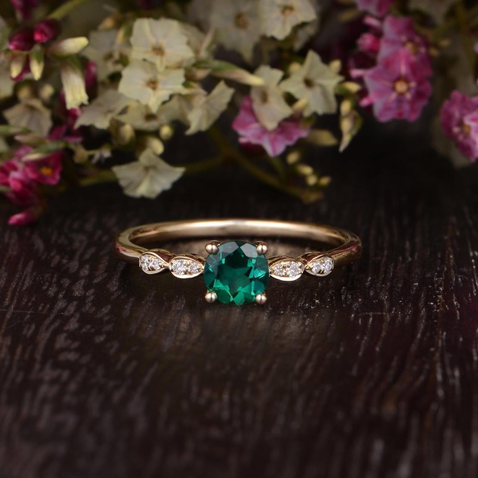 18ct Gold Wedding Band Australia  Round Lab Grown Emerald Engagement Ring, Vintage Design