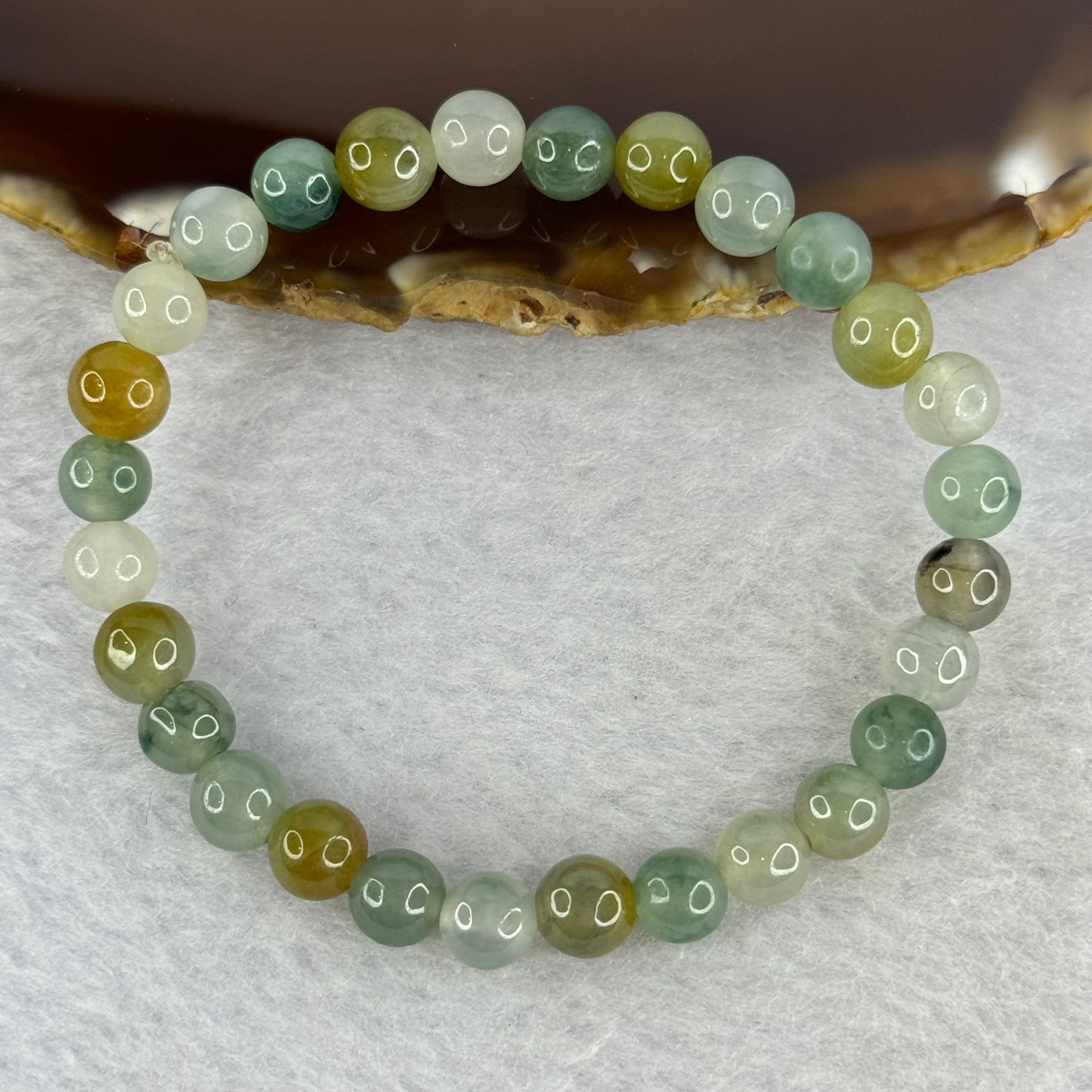 Type A Mixed Color Jadeite Beads Bracelet 12.39g 6.7 mm 28 Beads