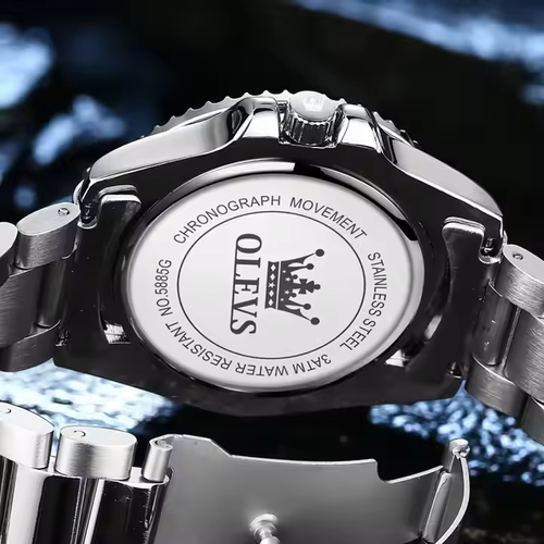 Fashion Waterproof Luminous Quartz Watch  Color:green