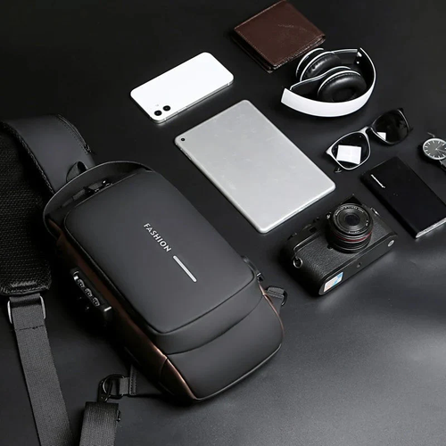 Remoid New Fashion Cool Cross Body Chest Bags Custom Men Waterproof Sling Bag Usb Anti-Theft Outdoor Travel Shoulder Bag