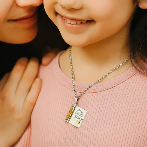 ✨ little star book necklace