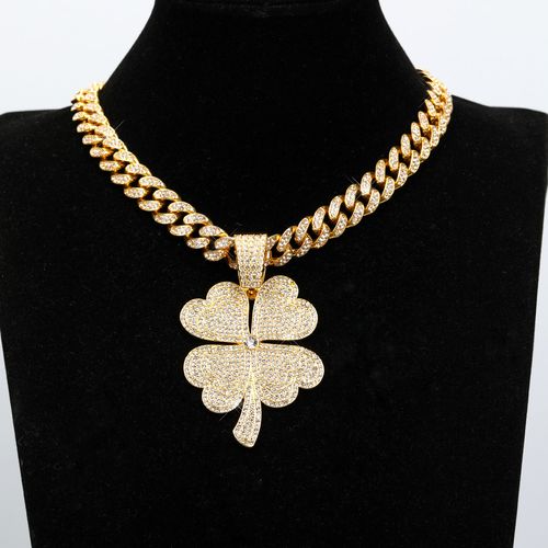 🍀Trendy Full Rhinestone Clover Necklace