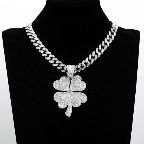🍀Trendy Full Rhinestone Clover Necklace