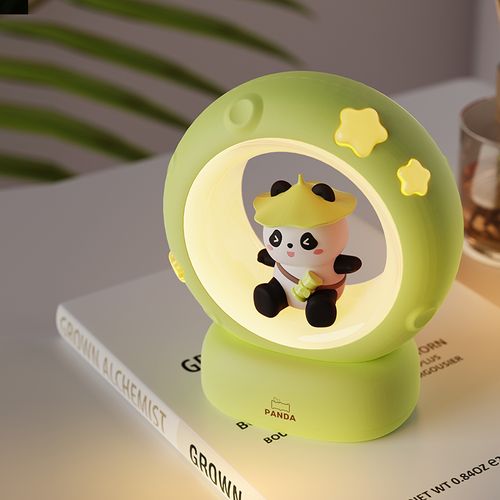 Kung Fu Panda Pat Light 3-Speed Dimmable Children's Desk Lamp