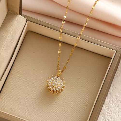Minimalist Rotatable Sunflower Copper-Plated Zircon Necklace A Light Luxury High-End Accessory Jewelry