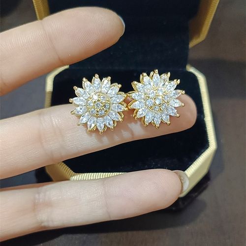 Minimalist Rotatable Sunflower Copper-Plated Zircon Earrings: A Light Luxury High-End Accessory Jewelry