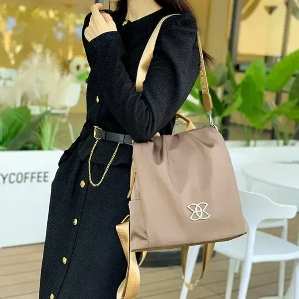 Mochila leve em tecido oxford anti-furto, multiuso e de grande capacidade.