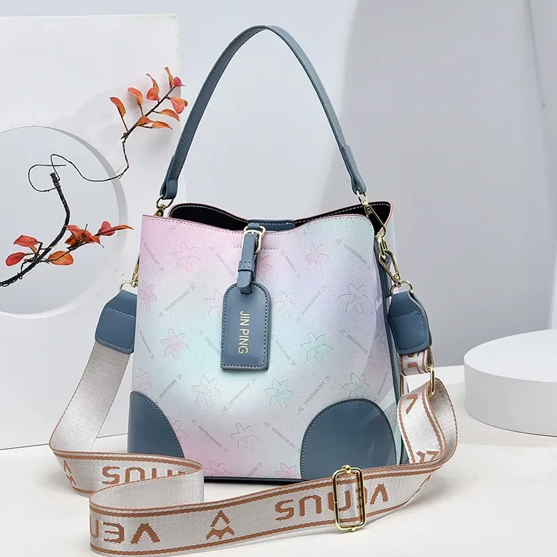 New style trendy simple and stylish atmospheric crossbody shoulder bag manufacturer foreign trade handbag large capacity ladies 2025 14 sales