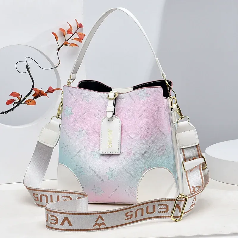 New style trendy simple and stylish atmospheric crossbody shoulder bag manufacturer foreign trade handbag large capacity ladies 2025 14 sales