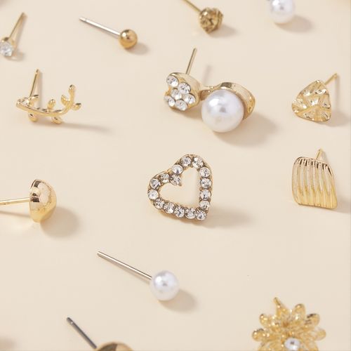1 set of 30 pairs of fashionable alloy heart-shaped imitation pearl letter earrings set