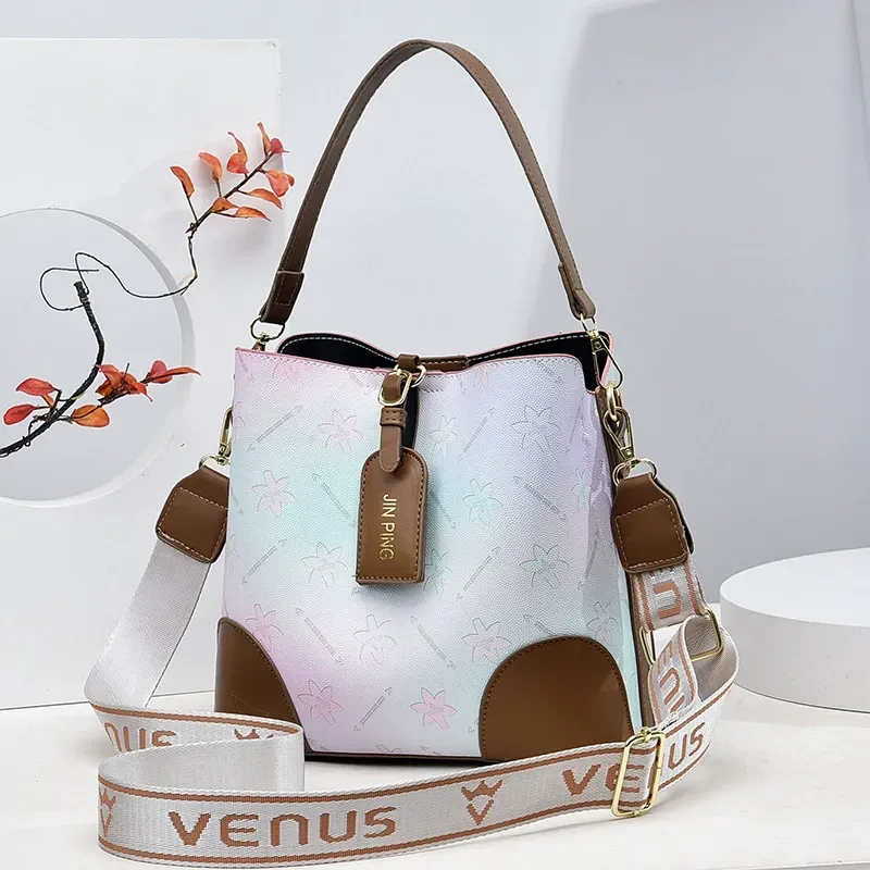 New style trendy simple and stylish atmospheric crossbody shoulder bag manufacturer foreign trade handbag large capacity ladies 2025 14 sales