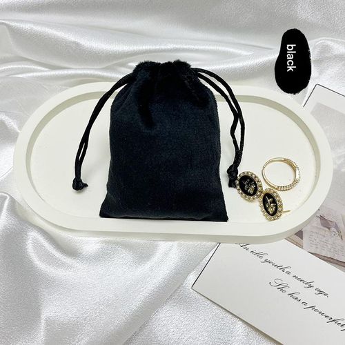 Obsidian volcanic stone bracelet