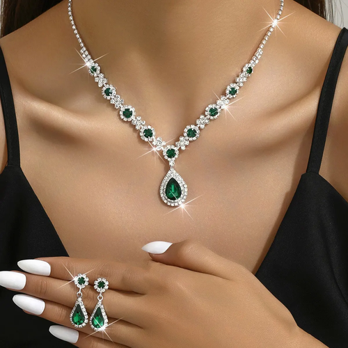 Emerald Medieval Necklace & Earrings Set | Timeless Luxury Jewelry for Weddings & Everyday