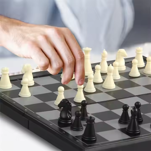 ♟️ ​​Magnetic Travel Chess Set​​ 🌟 Foldable Design | Waterproof Board | STEM Learning Gift 🎁