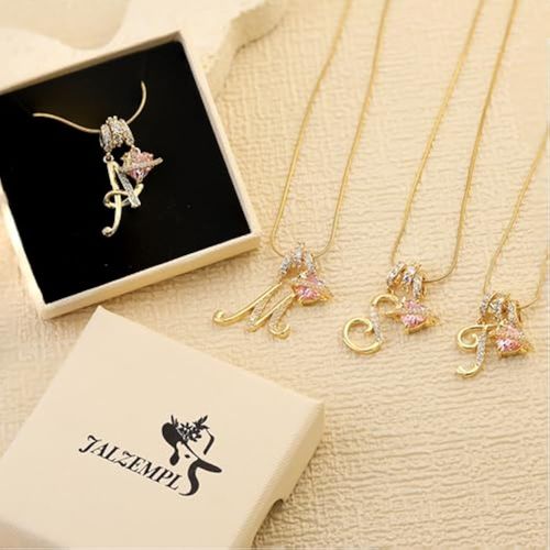 Dopamine 26 English alphabet necklace, sweet and girly jewelry with a touch of luxury and sophistication