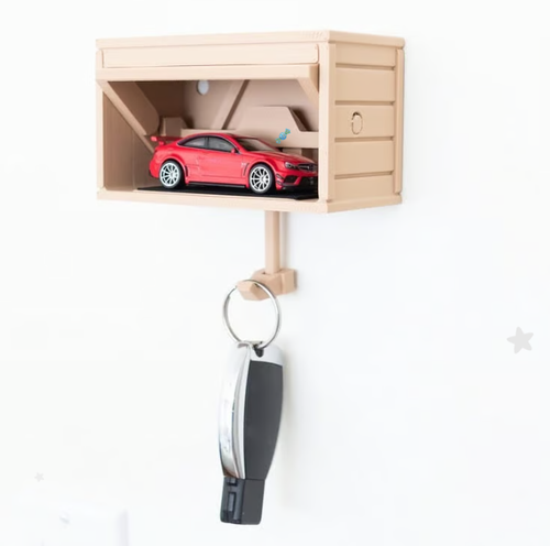 🔥Auto Garage Key Holder - Interactive Opening Door