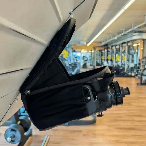 Magnetic outdoor sports storage water cup mobile phone card bag fitness portable crossbody bag