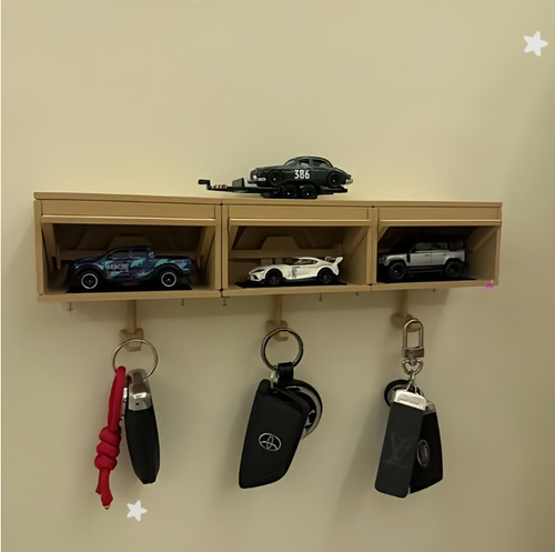 🔥Auto Garage Key Holder - Interactive Opening Door