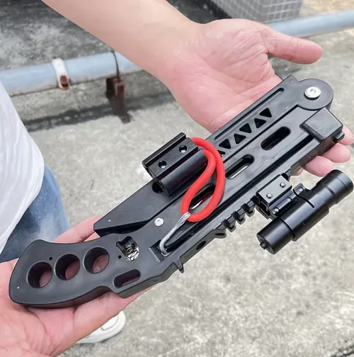 Upgraded Folding Powerful Slingshot
