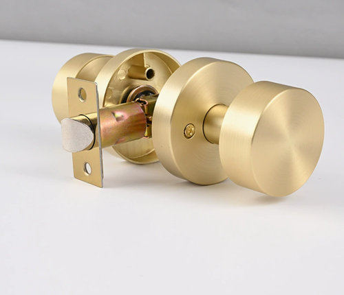 Keyless silent door handle lock