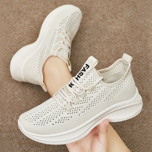 Women's lightweight mesh sneakers with good breathability