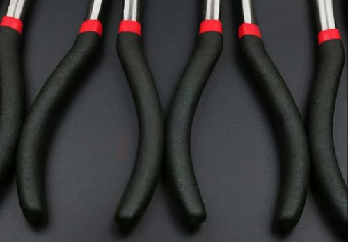 ELECTRICAL DISCONNECT PLIERS