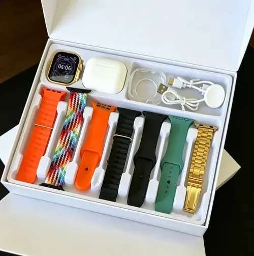 Smartwatch multi-band gift box set, supporting Bluetooth calls and health and exercise monitoring.