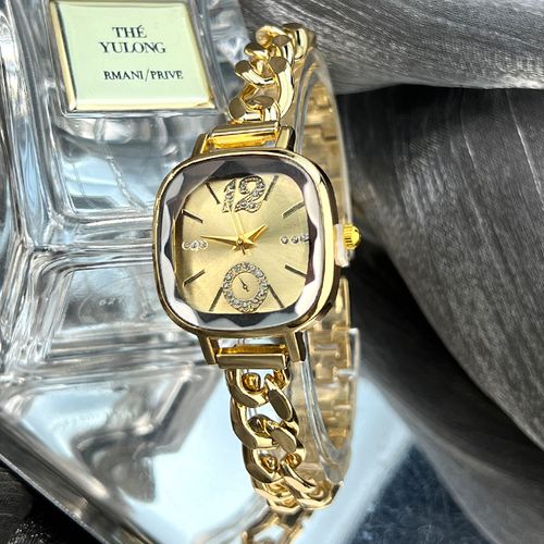 Luxury Lady's Bracelet Quartz Watch