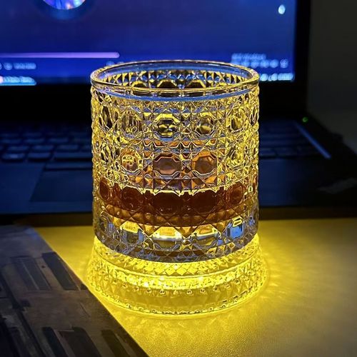 Ghana Exclusive: Rotating Whiskey Glass + Luminous Coaster – Unlock a new level of drinking ritual.
