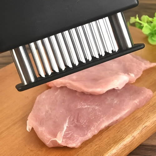 Meat tenderizer with 48 blades