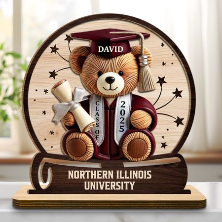Celebrate your achievements with this wooden graduation teddy bear plaque, a personalized single-layer wooden plaque with a flat base, a perfect graduation gift.