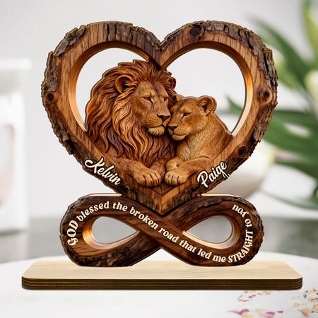 God bless me through the hardships, and I finally met you—a personalized wooden plaque with a flat base.