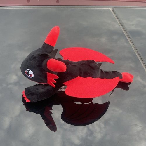 Car Accessory Little Flying Dragon Plush, Car Exterior Cool Roof Decoration Toy, Ornamen Accessories with Suction Cup, Flying Dragon Stuffed Plush Animal with Movable Wings - Red Black 13 Icnh