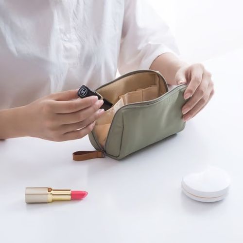 Super-capable cosmetic bagTravel makeup pouch (unisex) 🔥