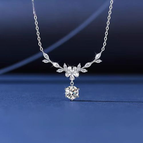Women's flower and wheat ear necklace one carat moissanite light luxury all-match high-end simple