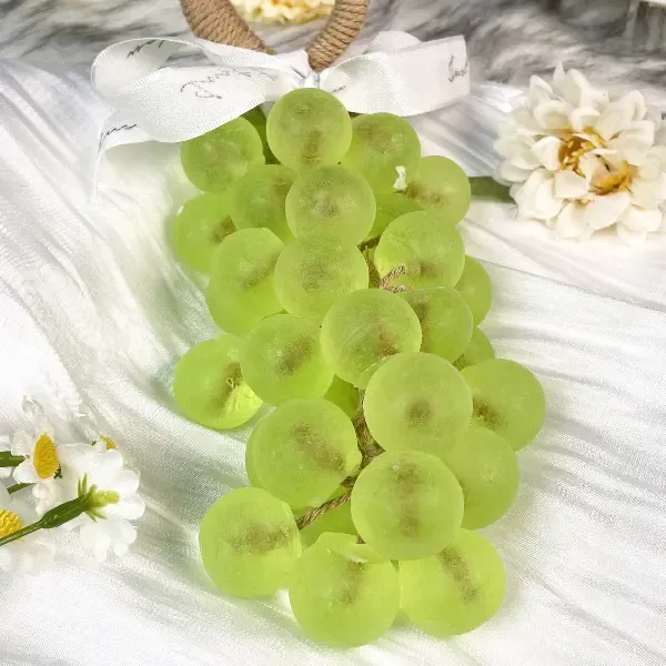 Handmade Grape Soap – Fresh & Beautiful