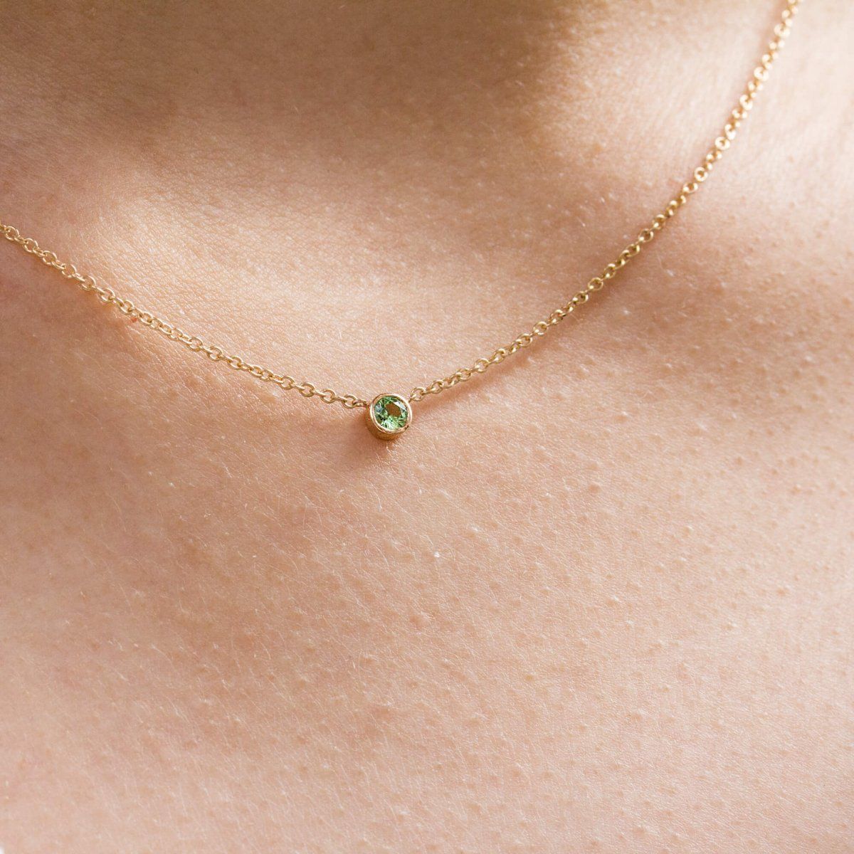 Pièce unique - Collier Solférine - grenat tsavorite vert 3 mm