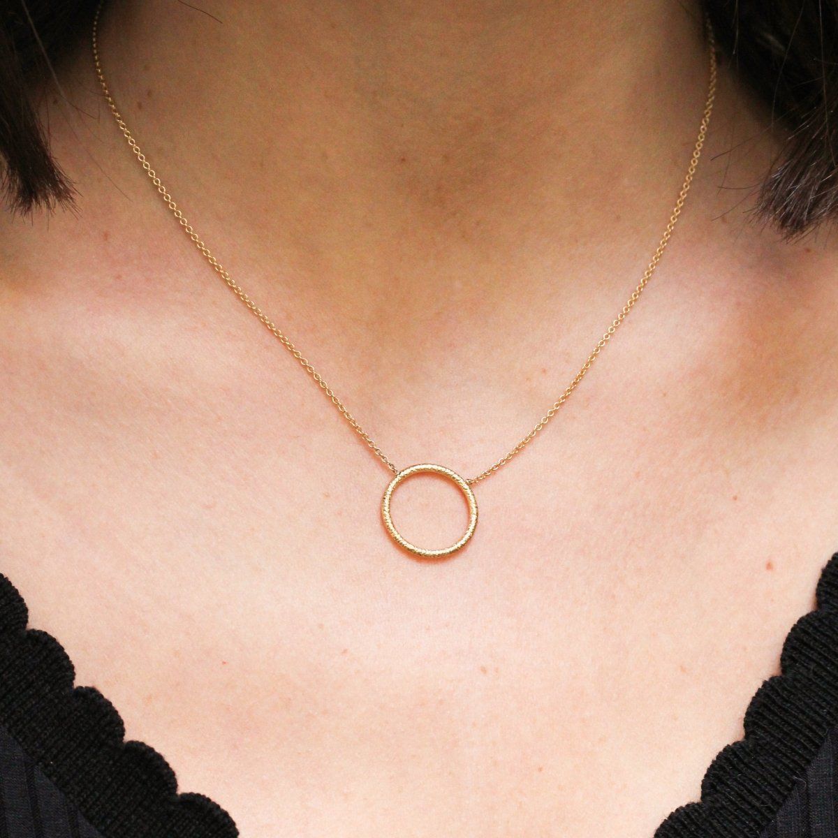 Collier Grand Cercle Rosa - vente privée