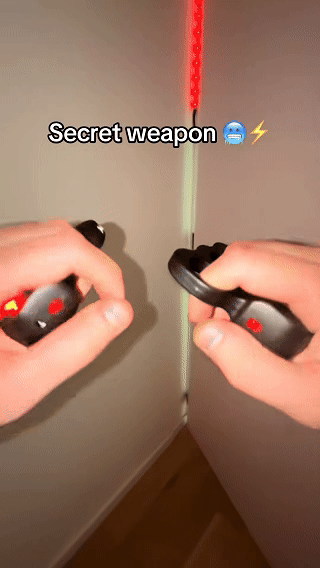 Your fist should have been more powerful.——Electric shock knuckle duster