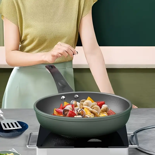 9.5-Inch Green Cast Iron Skillet - Non-Stick, Dishwasher Safe with Mirror Satin Finish