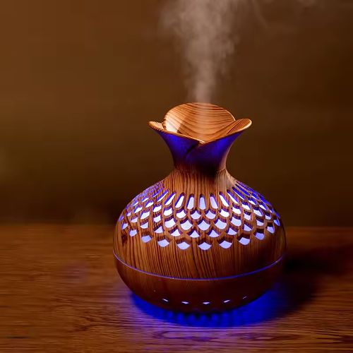USB 7-Color Flower Humidifier with Light Wood Grain, Mini Hollow Design, Creative Home & Office Desktop Humidifier for Moisture Supplement