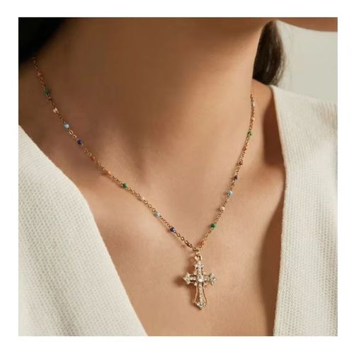 Simple cross-shaped necklace pendant, mixed-color bead chain, zircon main stone gift