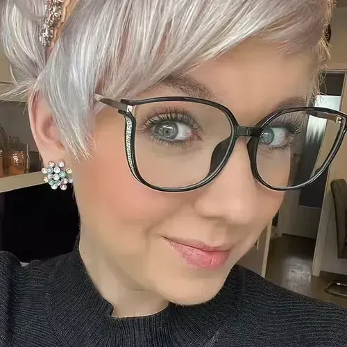 Optical Glasses Fashionable and Versatile Anti Blue Light Glasses Frame for Women