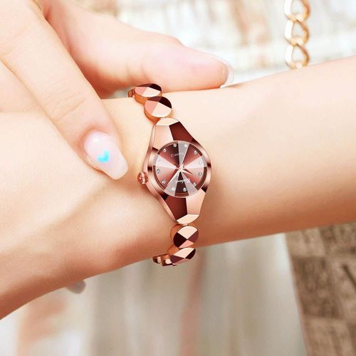 Womens Waterproof Versatile Quartz Watch with Elegant Bracelet Design, Chic Ins Style High-End Lightweight Ice Out Watch